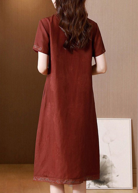 Beautifully Finished Dress in a Timeless Design