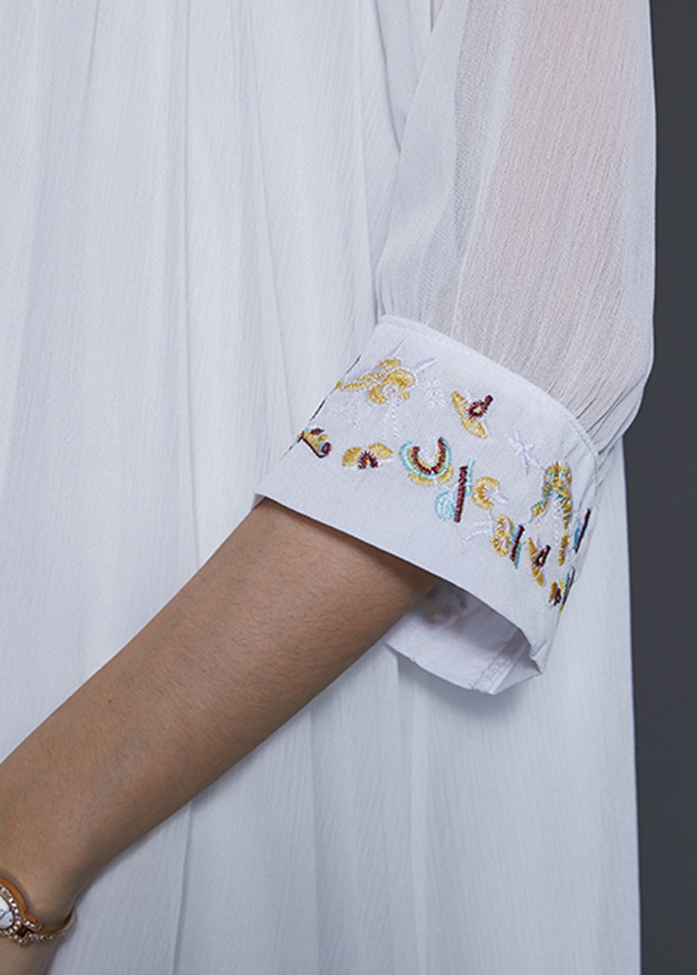 Beautifully Crafted Dress in a Classic Style
