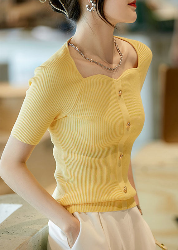 Polished Top with an Effortless Classic Look