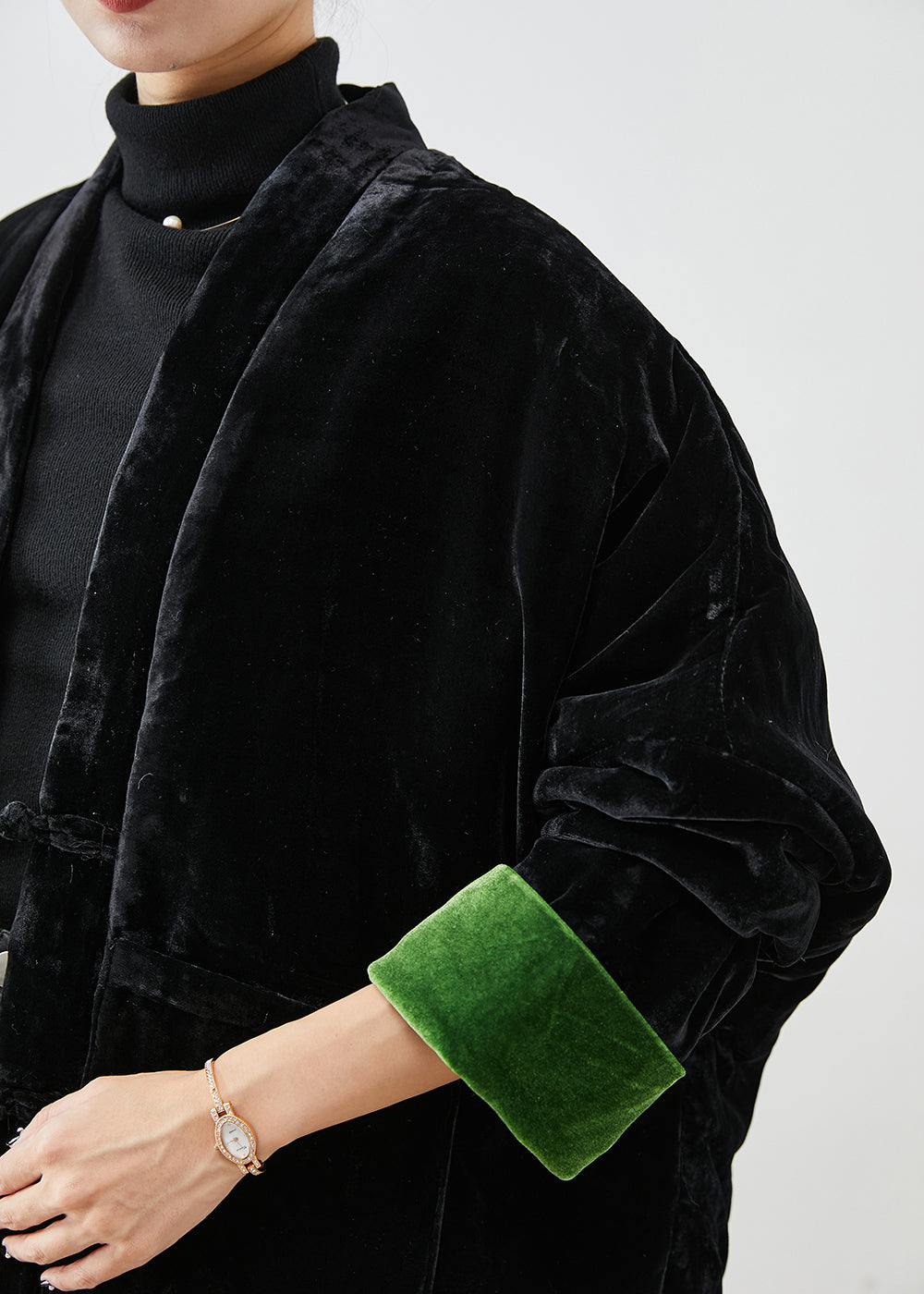 Classic Vintage Coat with a Flattering Fit