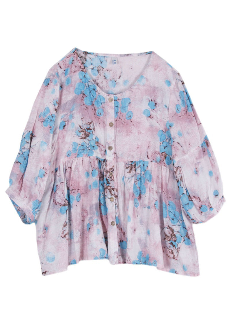 Well Tailored Top with a Graceful Silhouette