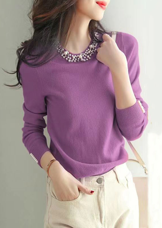 Well Tailored Sweater with a Graceful Silhouette