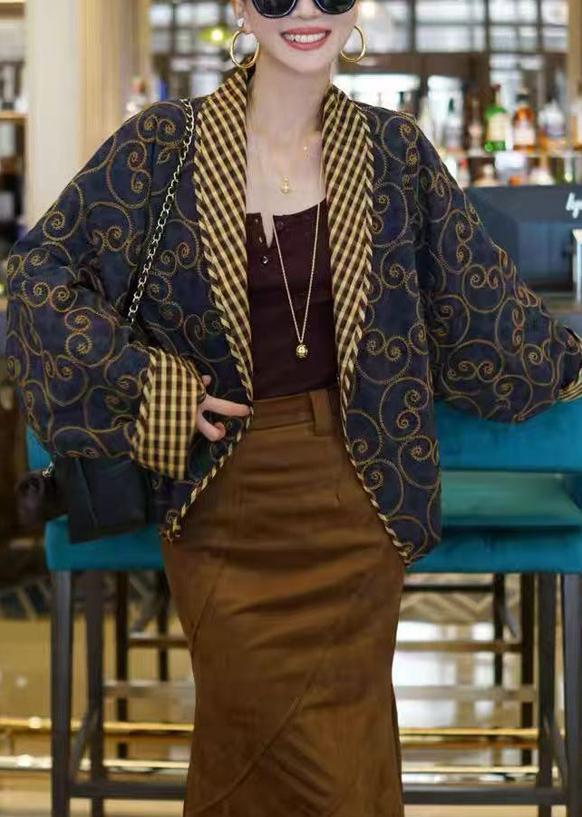 Effortlessly Elegant Coat with a Timeless Design