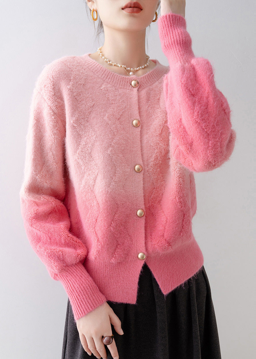 Beautifully Crafted Cardigan in a Classic Style