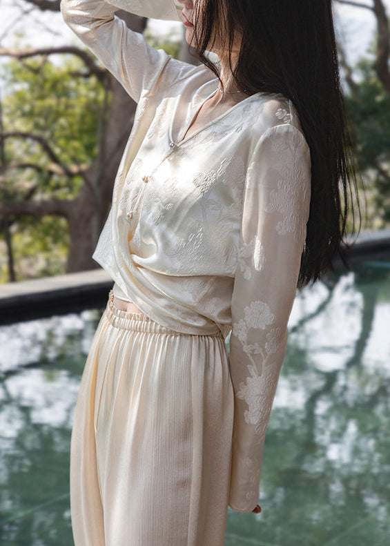 Beautifully Crafted Top in a Classic Style