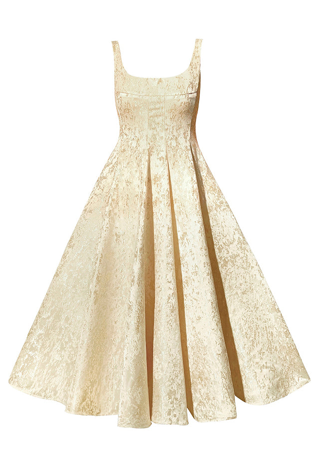Classic Vintage & Enduringly Stylish Dress