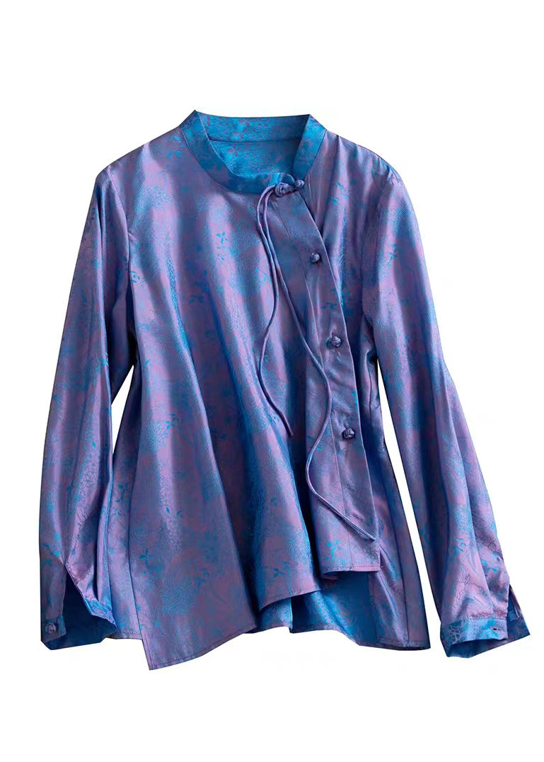 Classic Vintage Shirt with a Flattering Fit