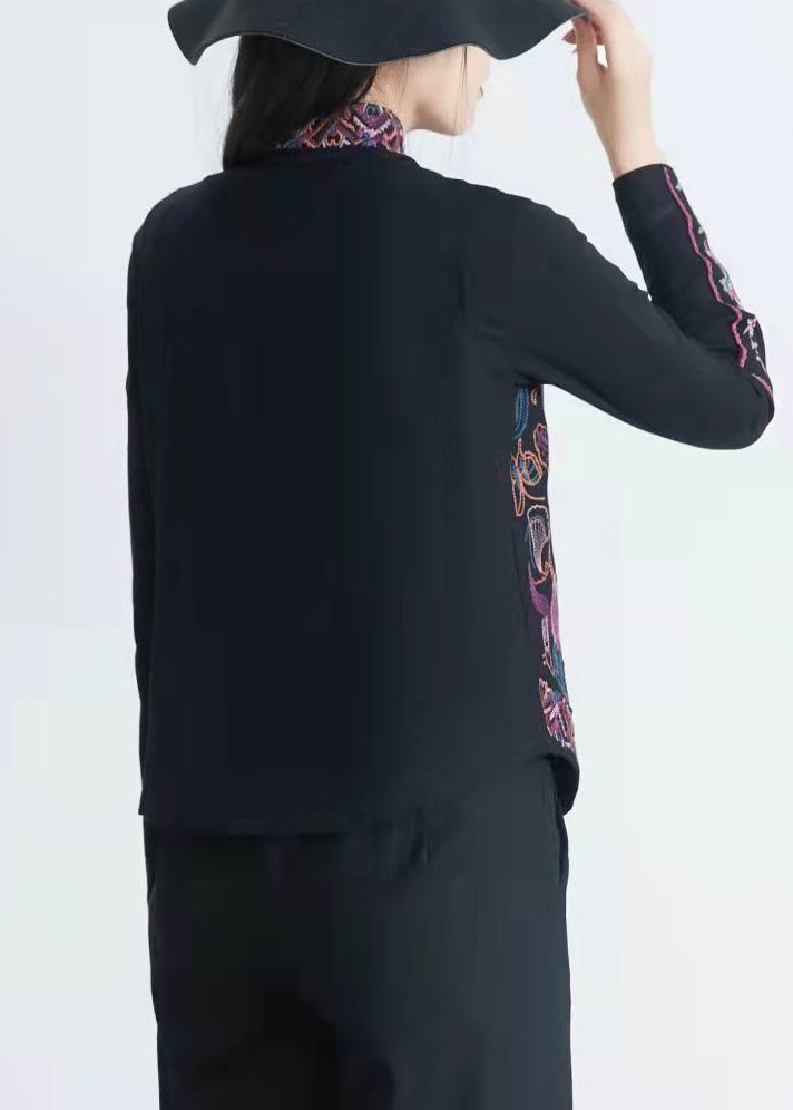 Beautifully Finished Coat in a Timeless Design