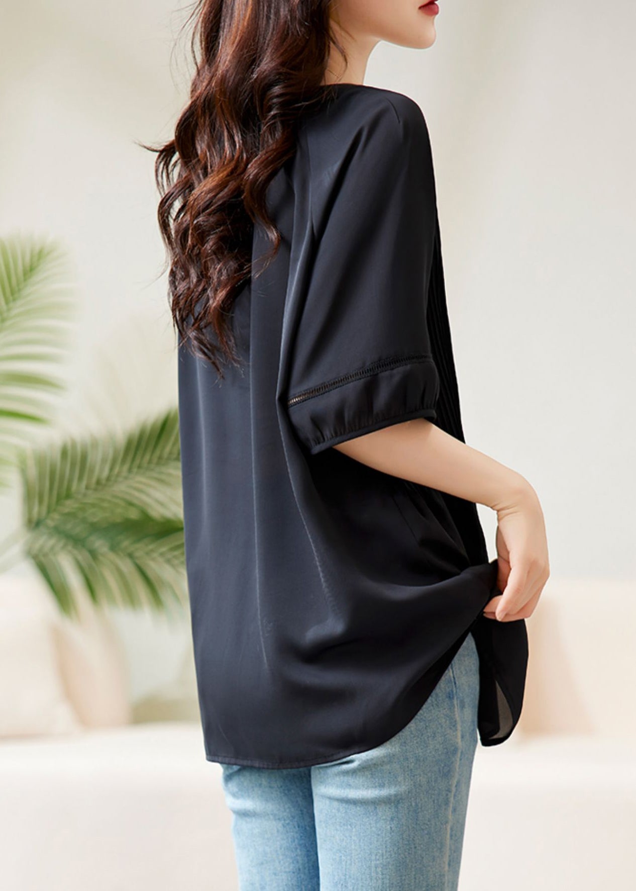 Classic Vintage & Enduringly Stylish Top