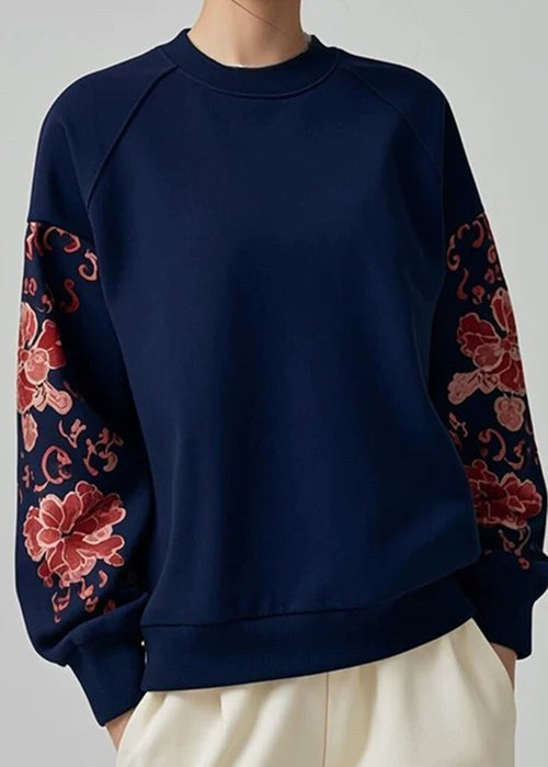 Effortlessly Elegant Pullover with a Timeless Design
