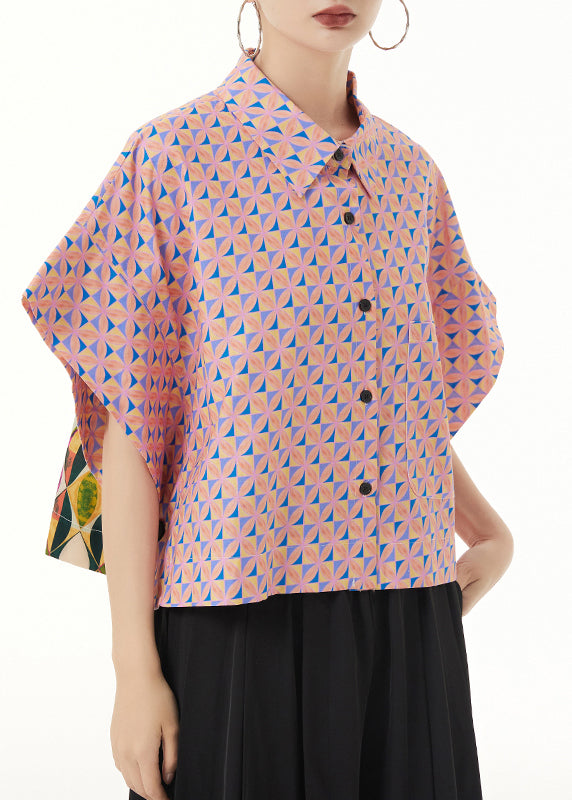 Classic Vintage Shirt with a Flattering Fit