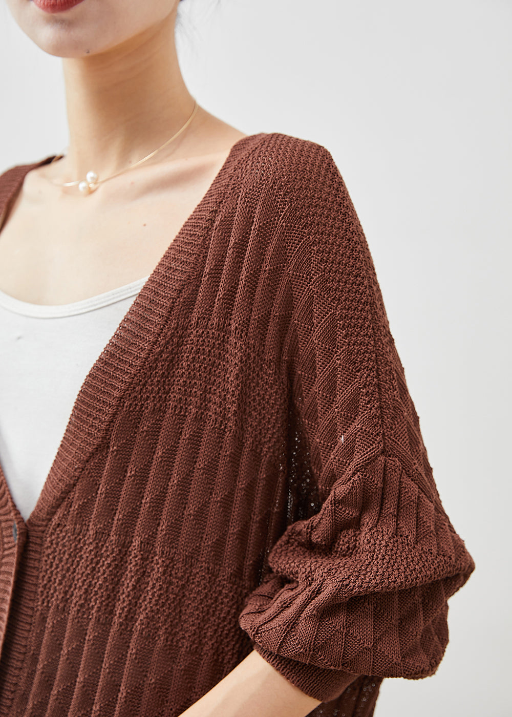 Effortlessly Elegant Cardigan with a Timeless Design