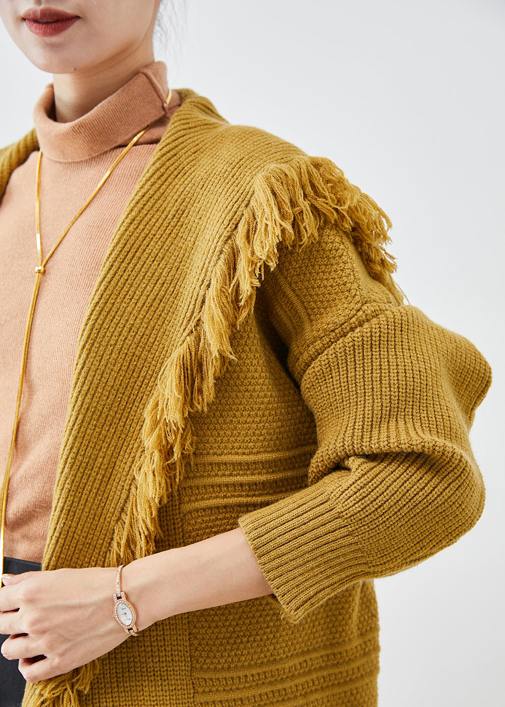 Gracefully Styled Cardigan for Any Occasion