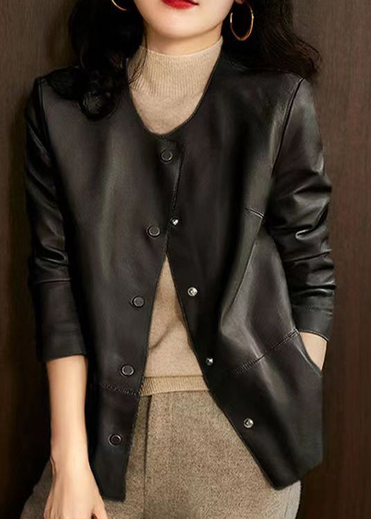 Elegantly Styled Coat for Everyday Wear