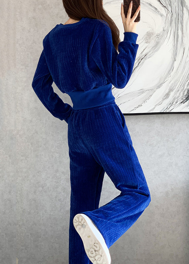Sophisticated Pants with a Clean Classic Look