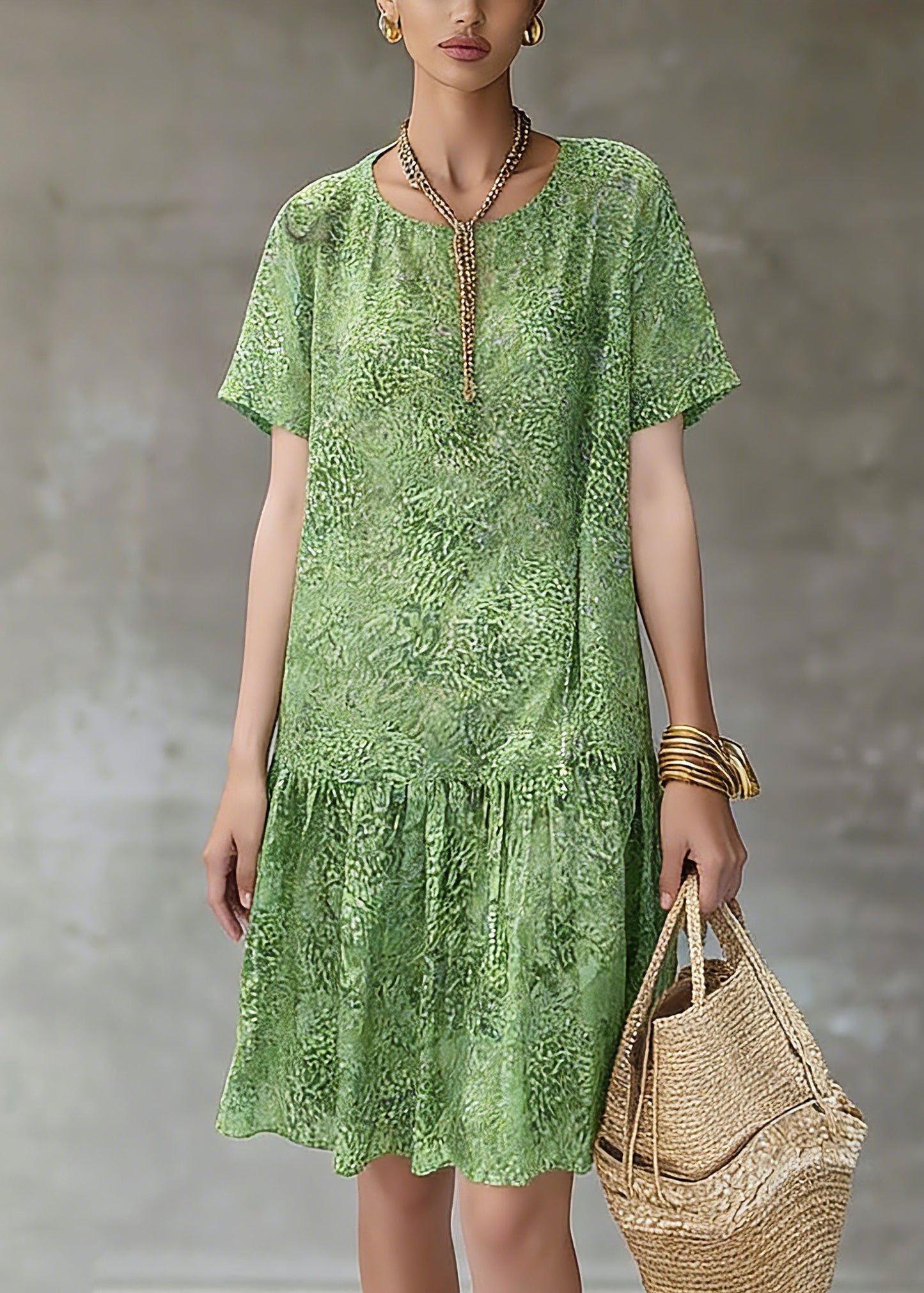 Gracefully Styled Dress for Any Occasion