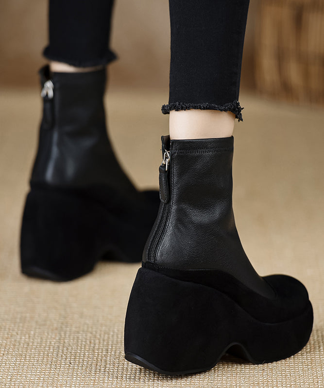 Graceful Orthopedic Boots for Modern Look
