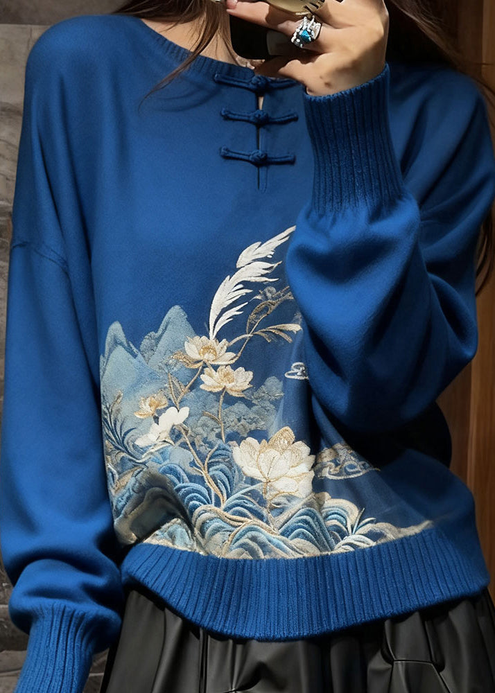 Beautifully Finished Sweater in a Timeless Design
