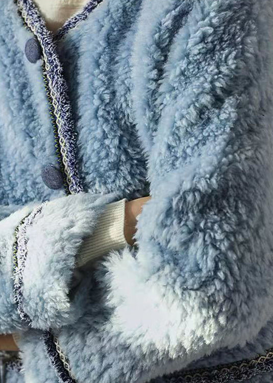 Classic Vintage Coat with a Flattering Fit