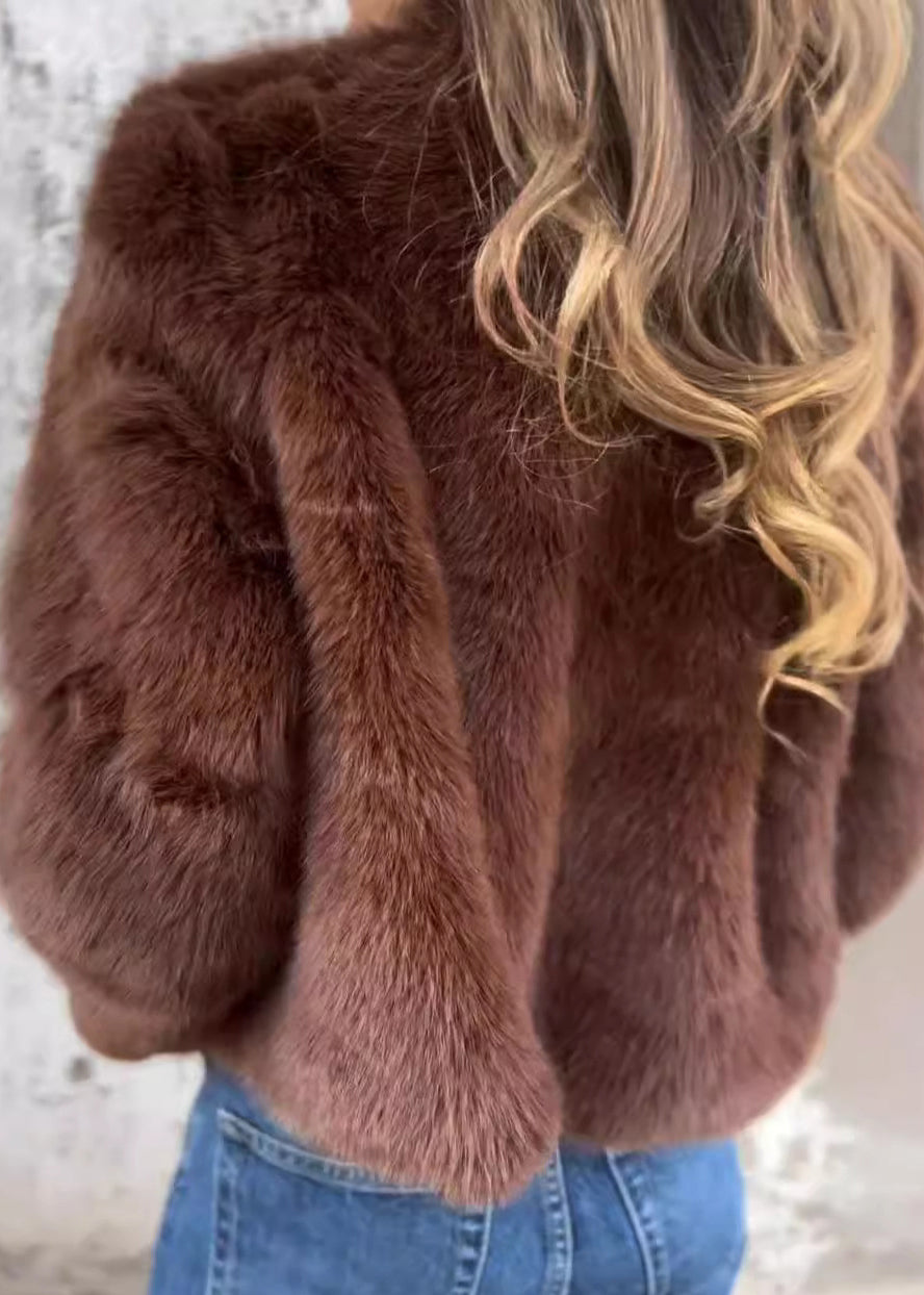 Polished Coat with an Effortless Classic Look