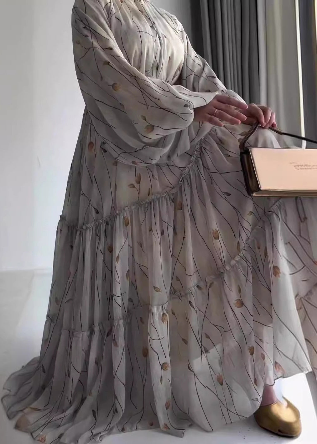 Classic Vintage & Enduringly Stylish Dress