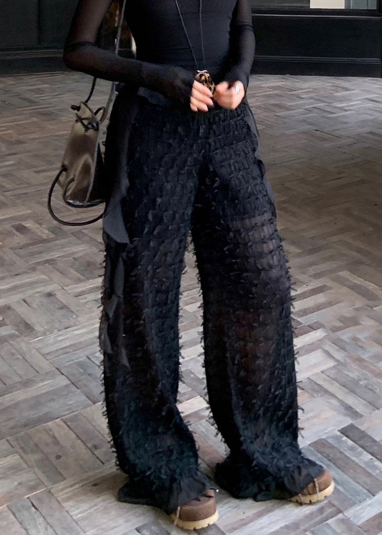 Elegantly Styled Pants for Everyday Wear
