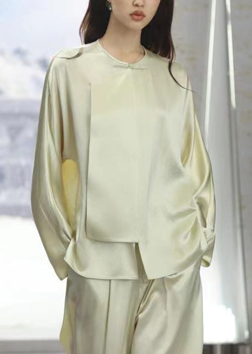 Beautifully Finished Garment in a Timeless Design
