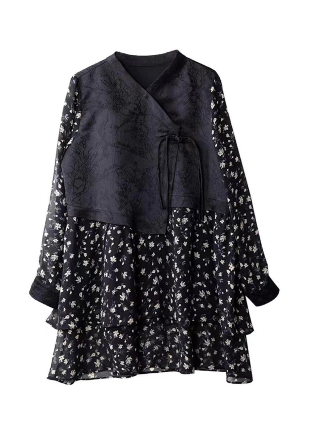 Beautifully Finished Dress in a Timeless Design