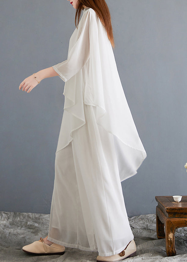 Effortlessly Elegant Garment with a Timeless Design