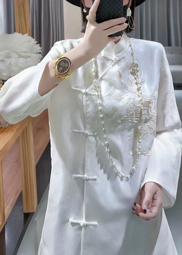 Well Tailored Shirt with a Graceful Silhouette