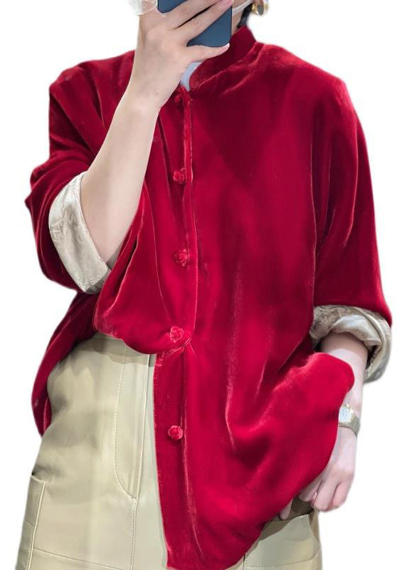 Well Tailored Blouse with a Graceful Silhouette