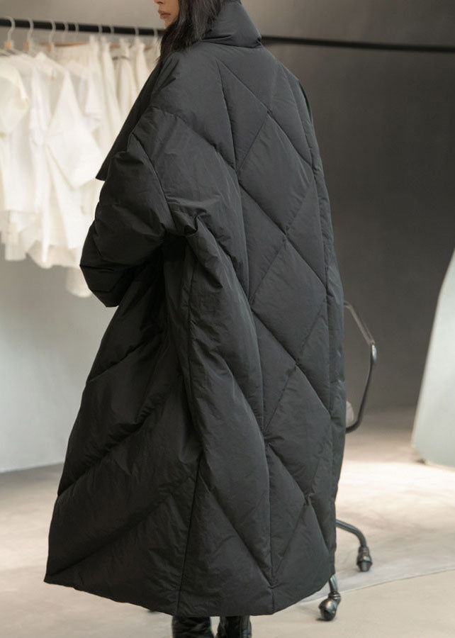Beautifully Finished Coat in a Timeless Design