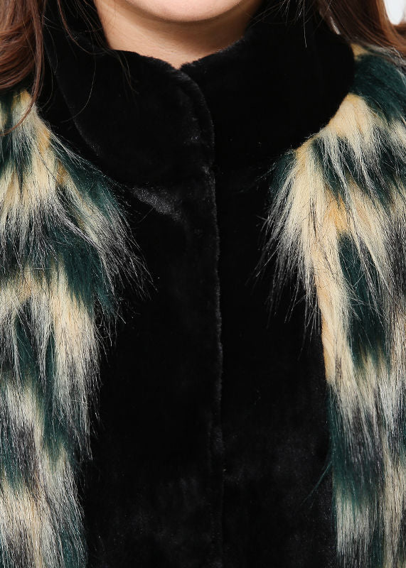 Gracefully Styled Coat for Any Occasion
