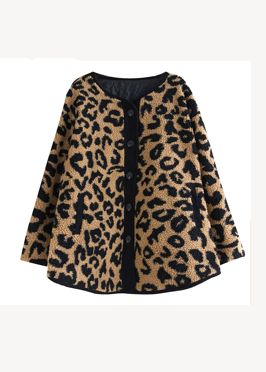 Classic Vintage Coat with a Flattering Fit