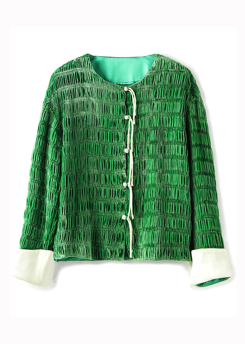 Gracefully Styled Coat for Any Occasion