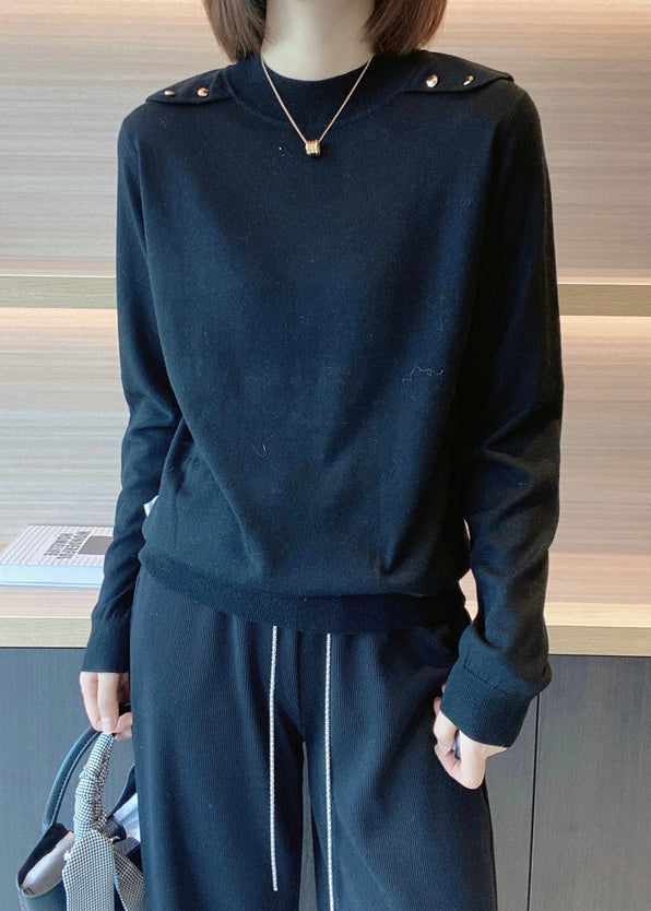 Polished Top with an Effortless Classic Look