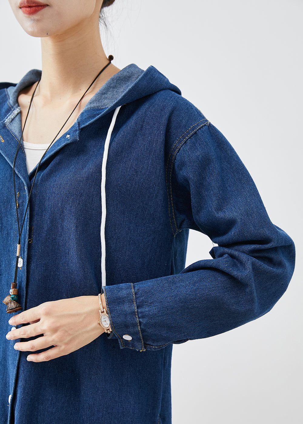Beautifully Finished Coat in a Timeless Design