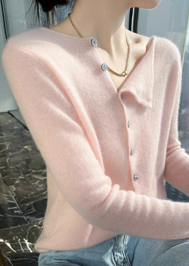 Effortlessly Elegant Sweater with a Timeless Design