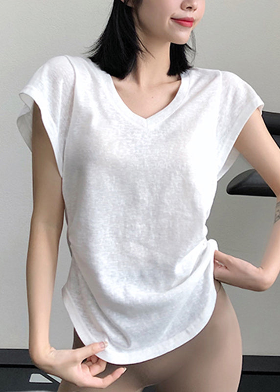 Well Tailored Top with a Graceful Silhouette