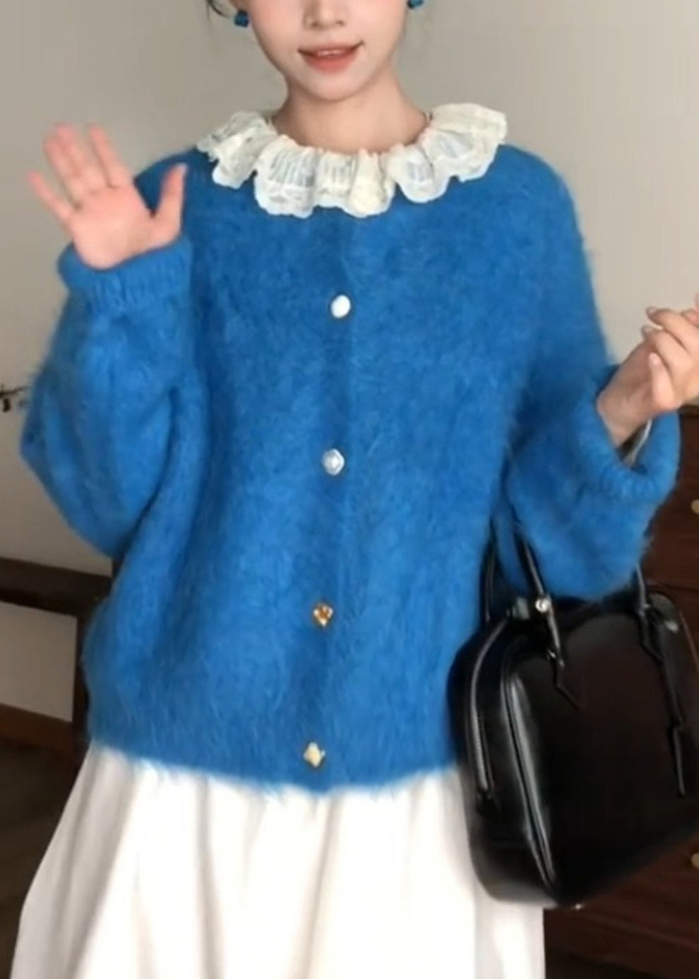 Beautifully Crafted Cardigan in a Classic Style