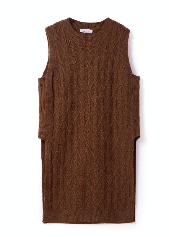 Sophisticated Garment with a Clean Classic Look