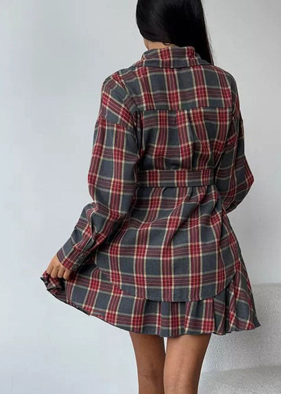 Sophisticated Garment with a Clean Classic Look