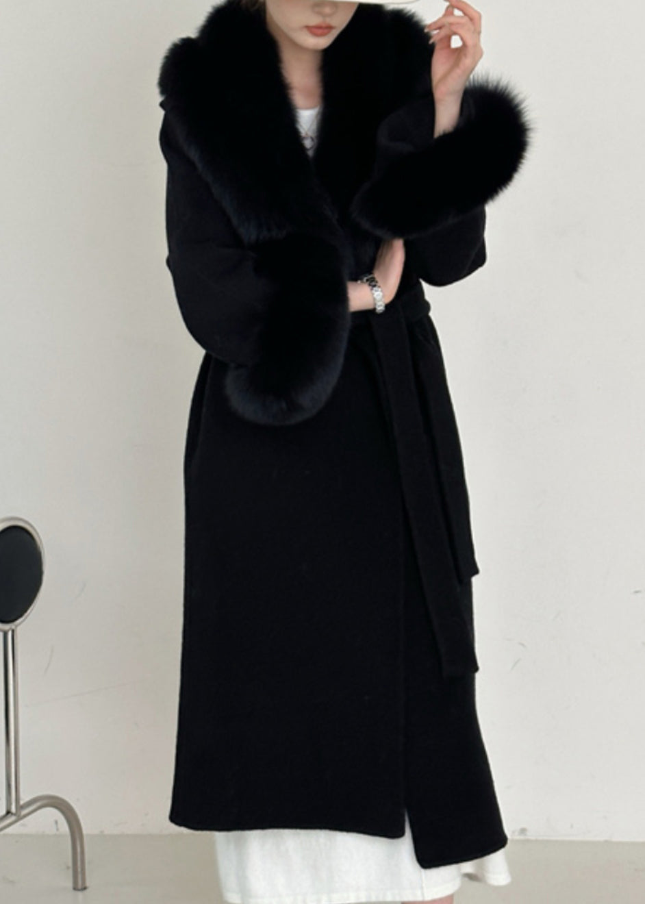 Gracefully Styled Coat for Any Occasion