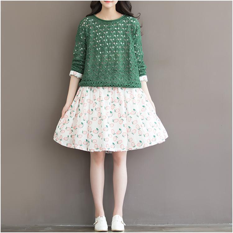 Classic Vintage Dress with a Flattering Fit