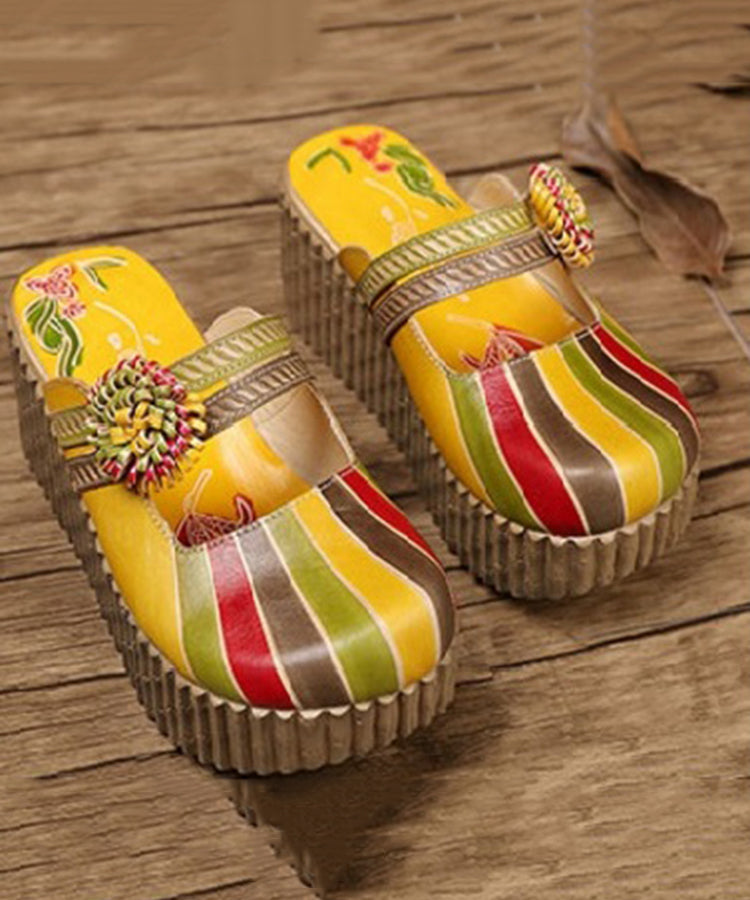 Chic Orthopedic Sandals with Unique Design