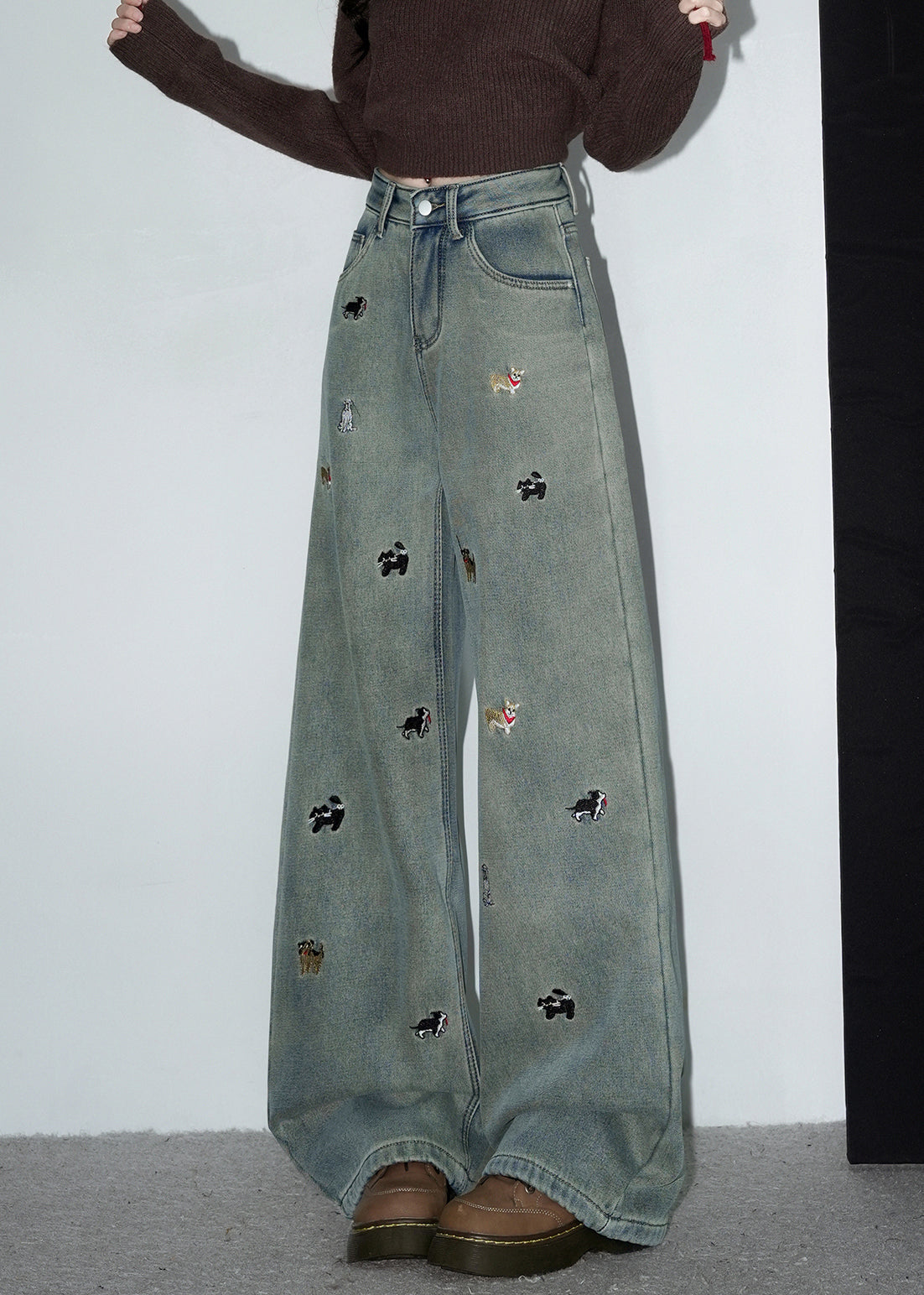 Well Tailored Pants with a Graceful Silhouette