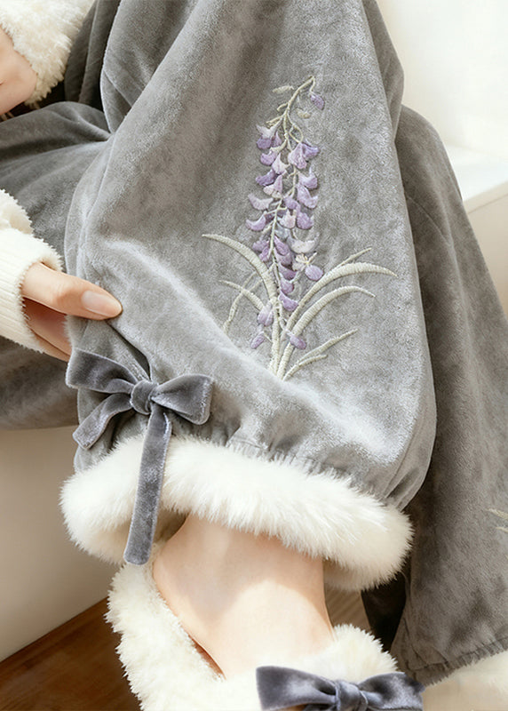 Gracefully Styled Pants for Any Occasion