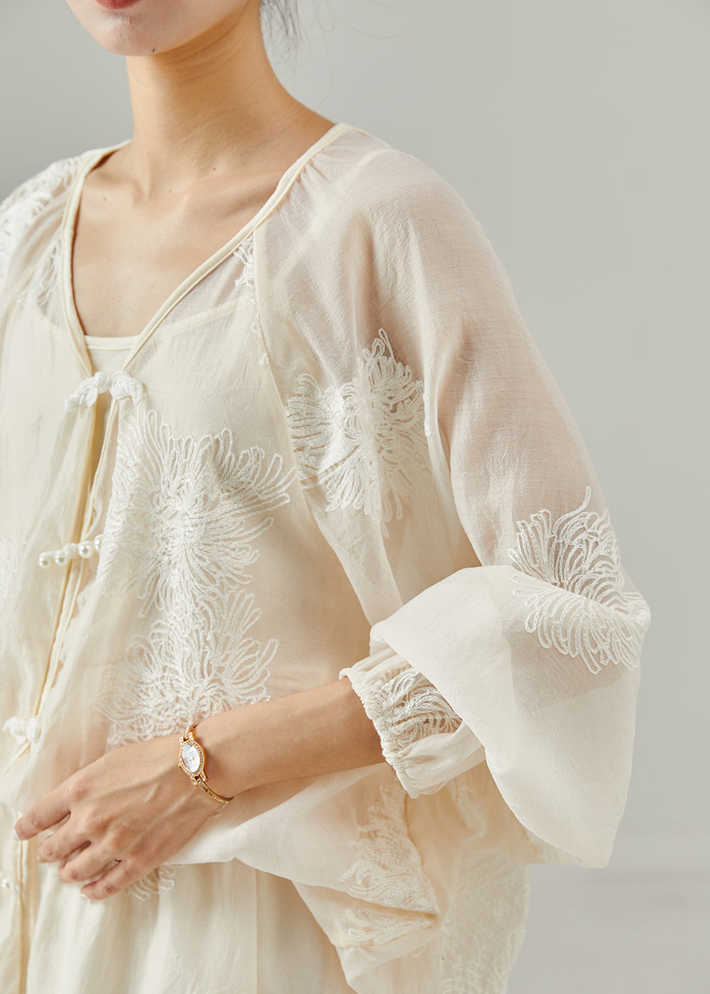 Classic Set with Timeless Appeal