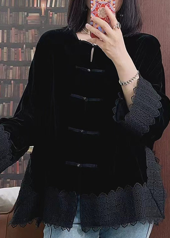 Beautifully Crafted Coat in a Classic Style