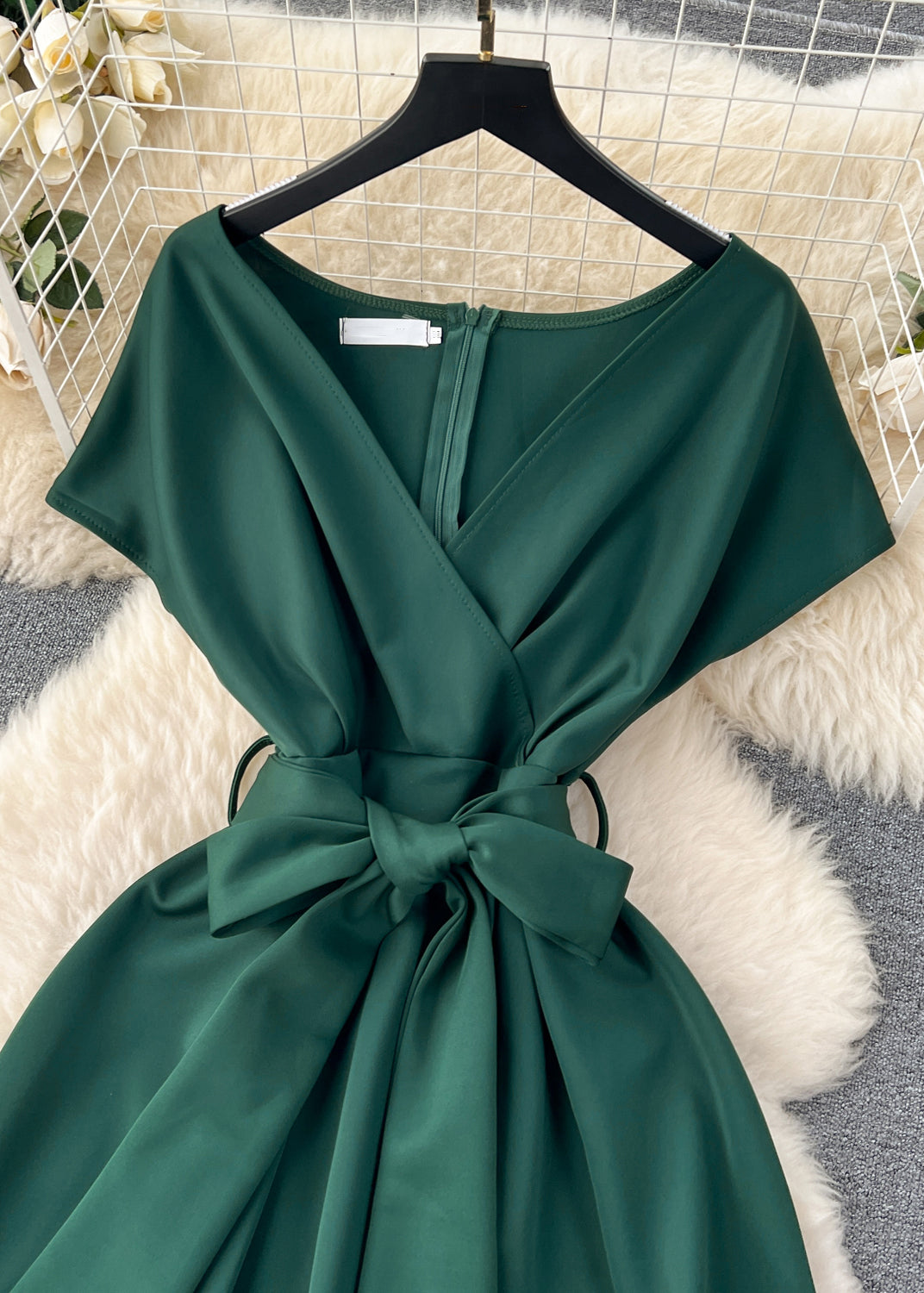 Gracefully Styled Dress for Any Occasion